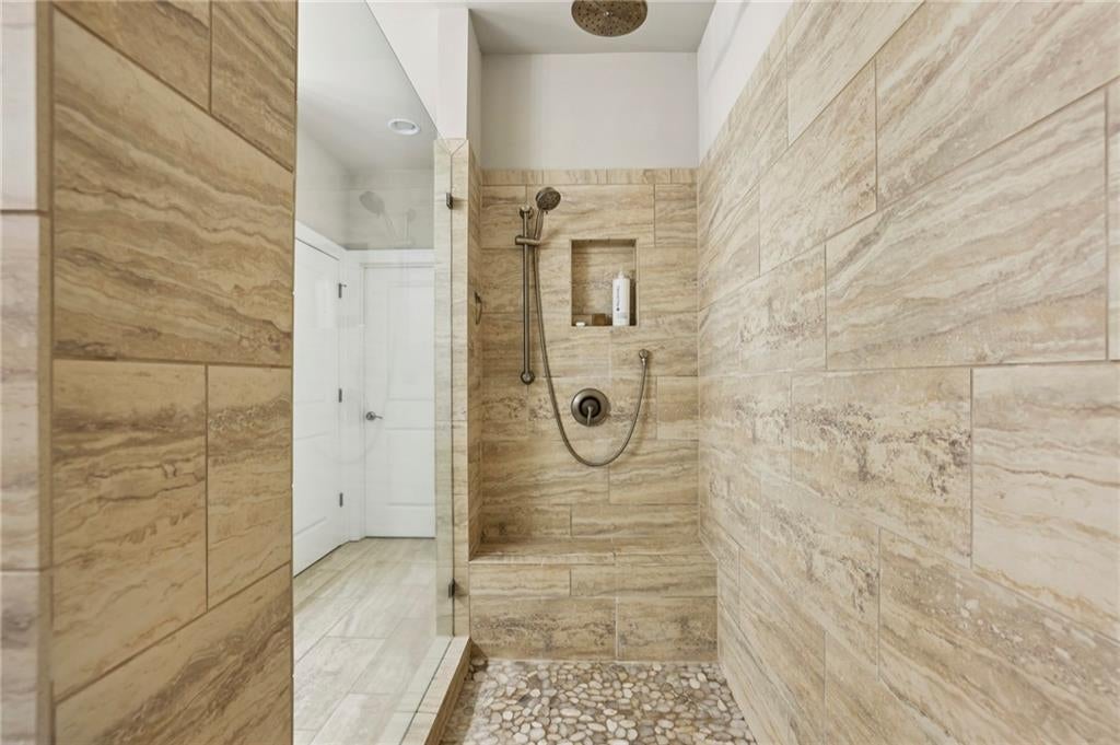 Alpharetta, Georgia, 30009, United States, 3 Bedrooms Bedrooms, ,4 BathroomsBathrooms,Residential,Active,1914799