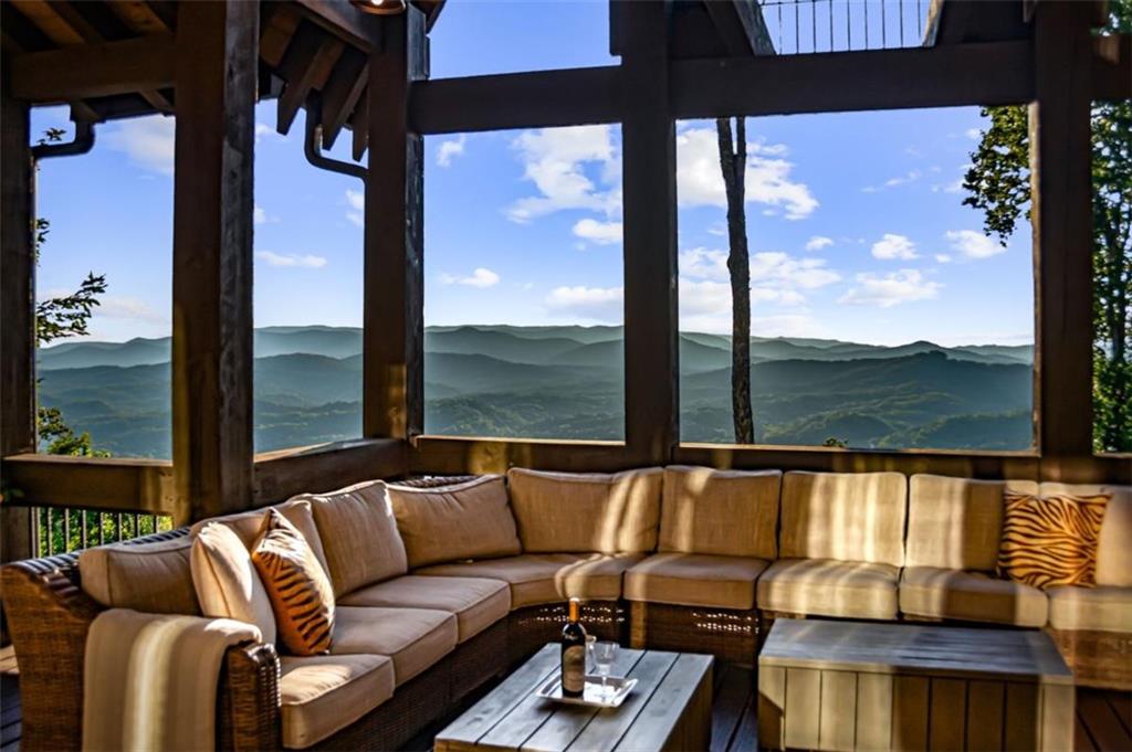 Blue Ridge, Georgia, 30513, United States, 4 Bedrooms Bedrooms, ,4 BathroomsBathrooms,Residential,Active,1908165