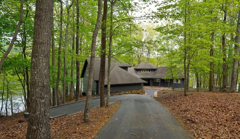 Big Canoe, Georgia, 30143, United States, 4 Bedrooms Bedrooms, ,4 BathroomsBathrooms,Residential,Active,1969782