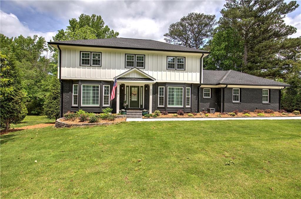 Marietta, Georgia, 30068, United States, 6 Bedrooms Bedrooms, ,5 BathroomsBathrooms,Residential,Active,2044569