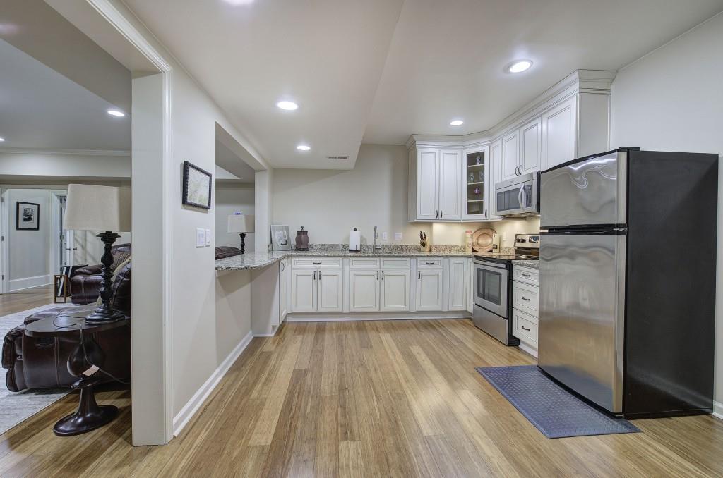 Kennesaw, Georgia, 30152, United States, 6 Bedrooms Bedrooms, ,7 BathroomsBathrooms,Residential,Active,2006920