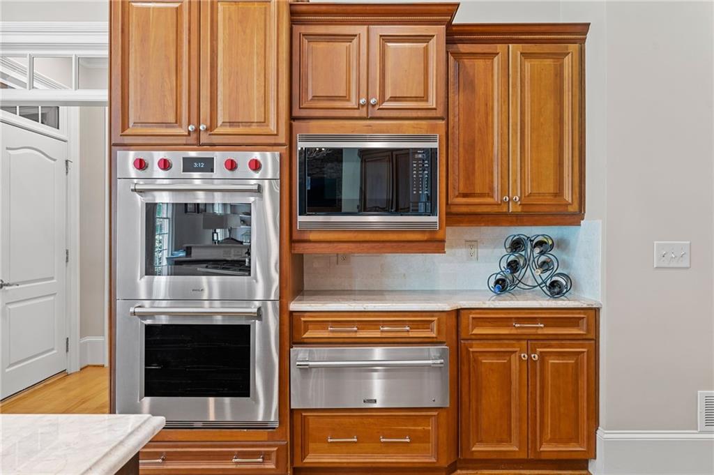 Canton, Georgia, 30115, United States, 6 Bedrooms Bedrooms, ,7 BathroomsBathrooms,Residential,Active,1831788