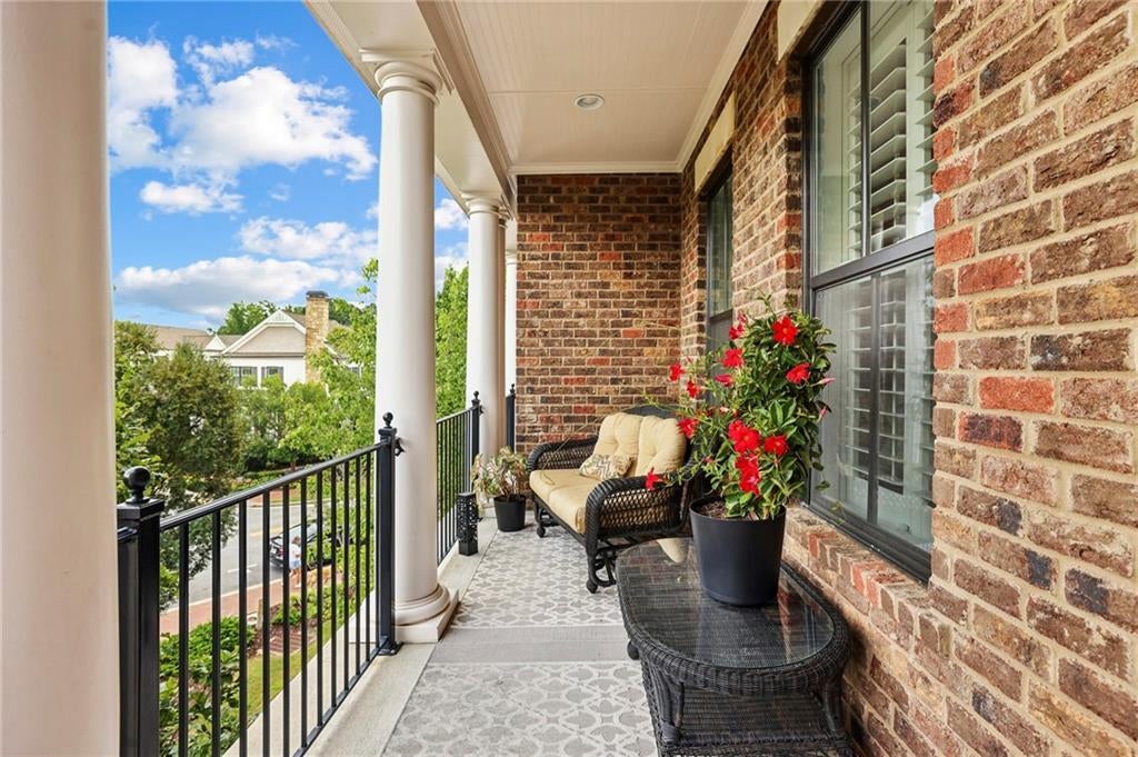 Alpharetta, Georgia, 30009, United States, 3 Bedrooms Bedrooms, ,4 BathroomsBathrooms,Residential,Active,1914799