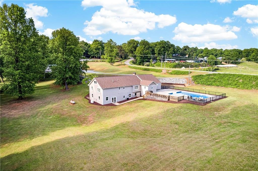 Dahlonega, Georgia, 30533, United States, 5 Bedrooms Bedrooms, ,4 BathroomsBathrooms,Residential,Active,2044539