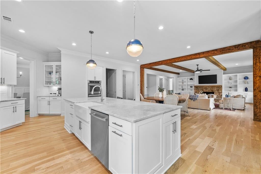 Milton, Georgia, 30004, United States, 5 Bedrooms Bedrooms, ,7 BathroomsBathrooms,Residential,Active,1894776