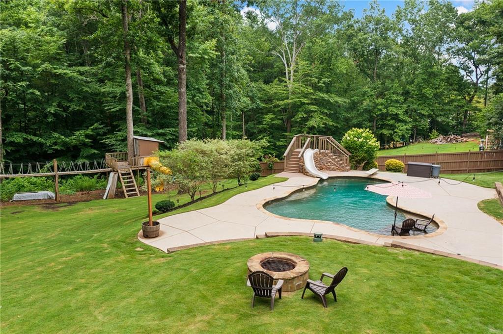 Canton, Georgia, 30115, United States, 6 Bedrooms Bedrooms, ,6 BathroomsBathrooms,Residential,Active,1922302