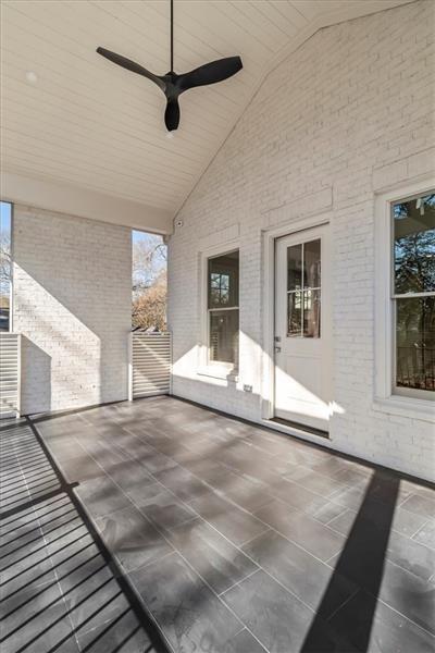 Atlanta, Georgia, 30309, United States, 4 Bedrooms Bedrooms, ,5 BathroomsBathrooms,Residential,Active,1997549