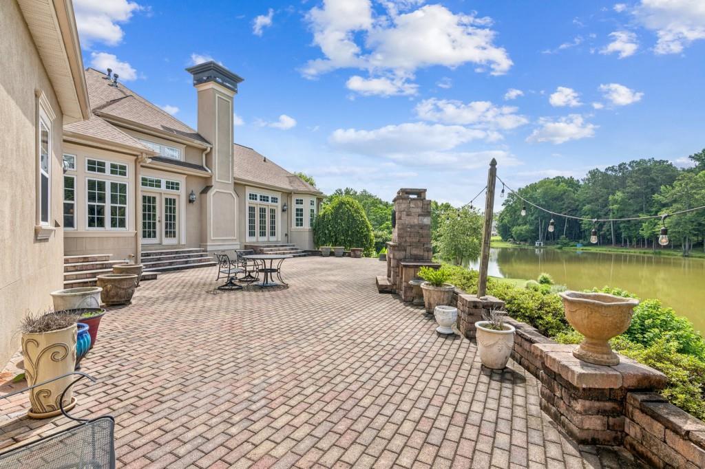 Canton, Georgia, 30115, United States, 5 Bedrooms Bedrooms, ,6 BathroomsBathrooms,Residential,Active,1862827