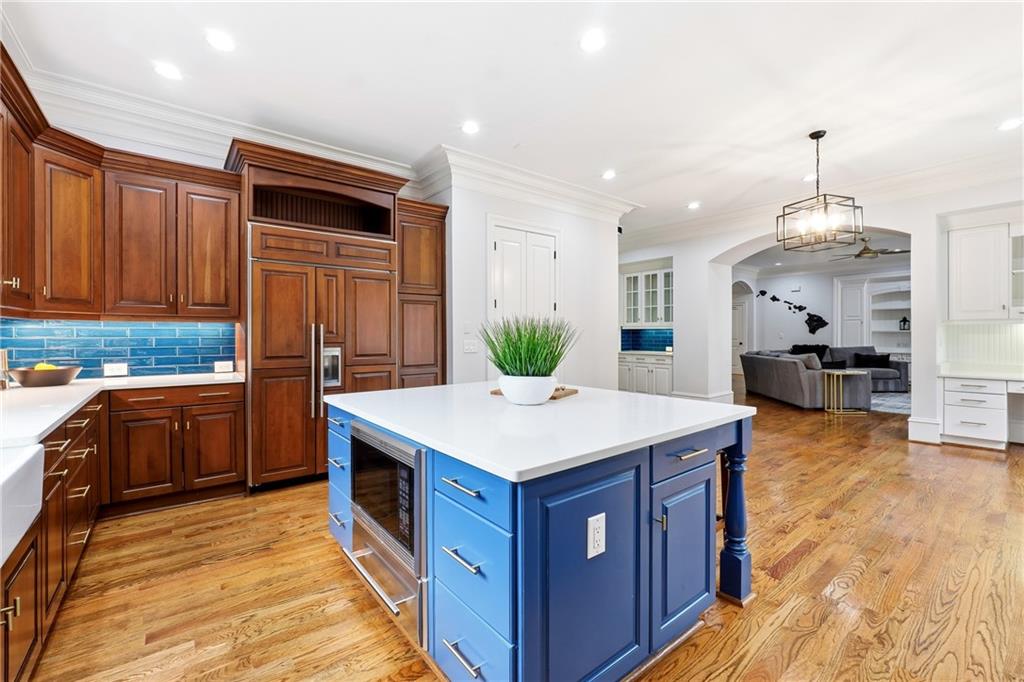 Kennesaw, Georgia, 30152, United States, 6 Bedrooms Bedrooms, ,8 BathroomsBathrooms,Residential,Active,2009407