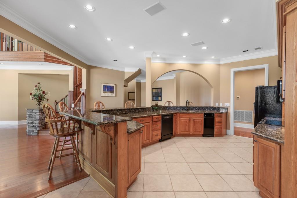 Flowery Branch, Georgia, 30542, United States, 4 Bedrooms Bedrooms, ,8 BathroomsBathrooms,Residential,Active,1929460