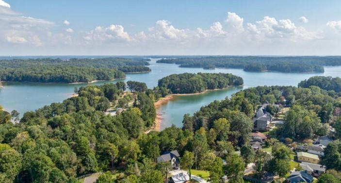 Cumming, Georgia, 30041, United States, 4 Bedrooms Bedrooms, ,5 BathroomsBathrooms,Residential,Active,1945845