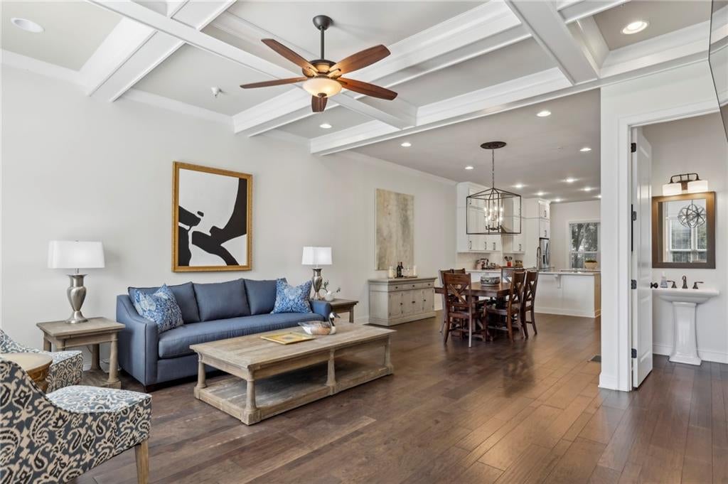 Alpharetta, Georgia, 30009, United States, 3 Bedrooms Bedrooms, ,4 BathroomsBathrooms,Residential,Active,1899879