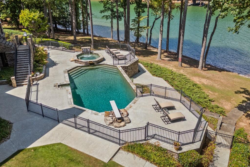 Flowery Branch, Georgia, 30542, United States, 4 Bedrooms Bedrooms, ,8 BathroomsBathrooms,Residential,Active,1929460