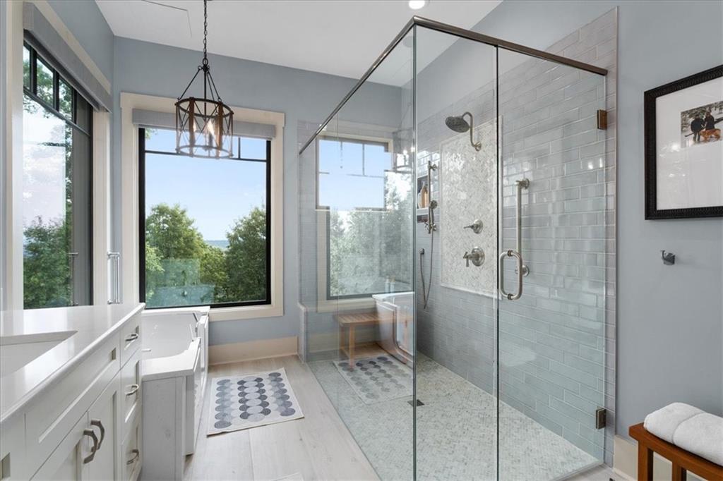 Ellijay, Georgia, 30540, United States, 5 Bedrooms Bedrooms, ,7 BathroomsBathrooms,Residential,Active,1954429