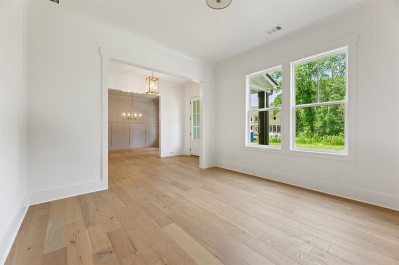 Gainesville, Georgia, 30506, United States, 4 Bedrooms Bedrooms, ,4 BathroomsBathrooms,Residential,Active,1993930