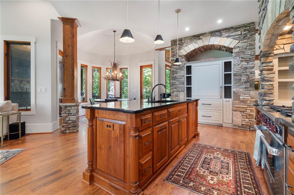 Big Canoe, Georgia, 30143, United States, 5 Bedrooms Bedrooms, ,5 BathroomsBathrooms,Residential,Active,1997553