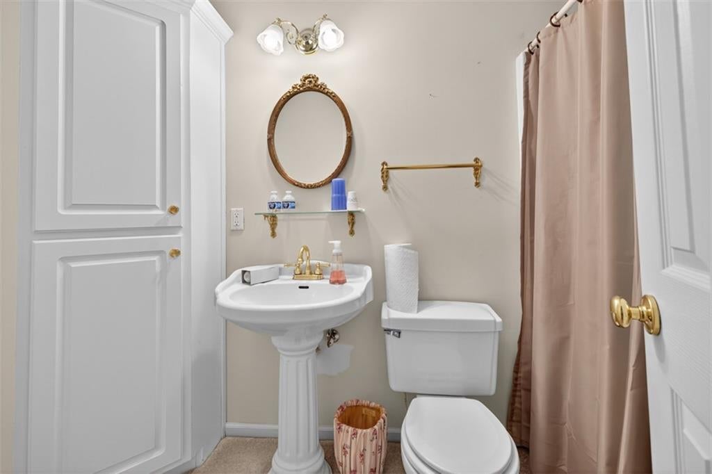 Suwanee, Georgia, 30024, United States, 7 Bedrooms Bedrooms, ,6 BathroomsBathrooms,Residential,Active,1990667