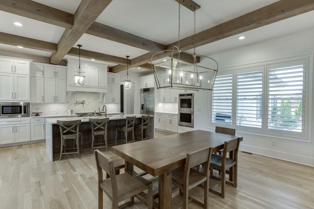 Flowery Branch, Georgia, 30542, United States, 4 Bedrooms Bedrooms, ,6 BathroomsBathrooms,Residential,Active,1999935