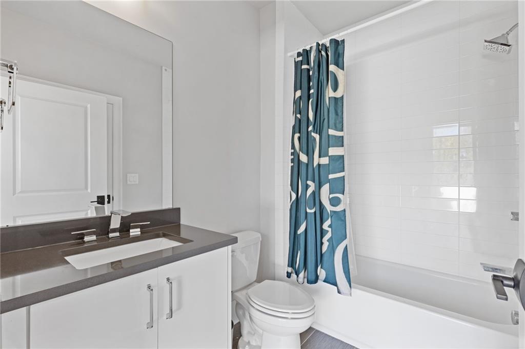 Atlanta, Georgia, 30308, United States, 3 Bedrooms Bedrooms, ,4 BathroomsBathrooms,Residential,Active,1969688