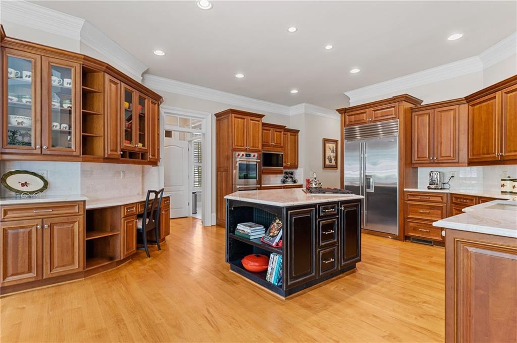 Canton, Georgia, 30115, United States, 6 Bedrooms Bedrooms, ,7 BathroomsBathrooms,Residential,Active,1831788