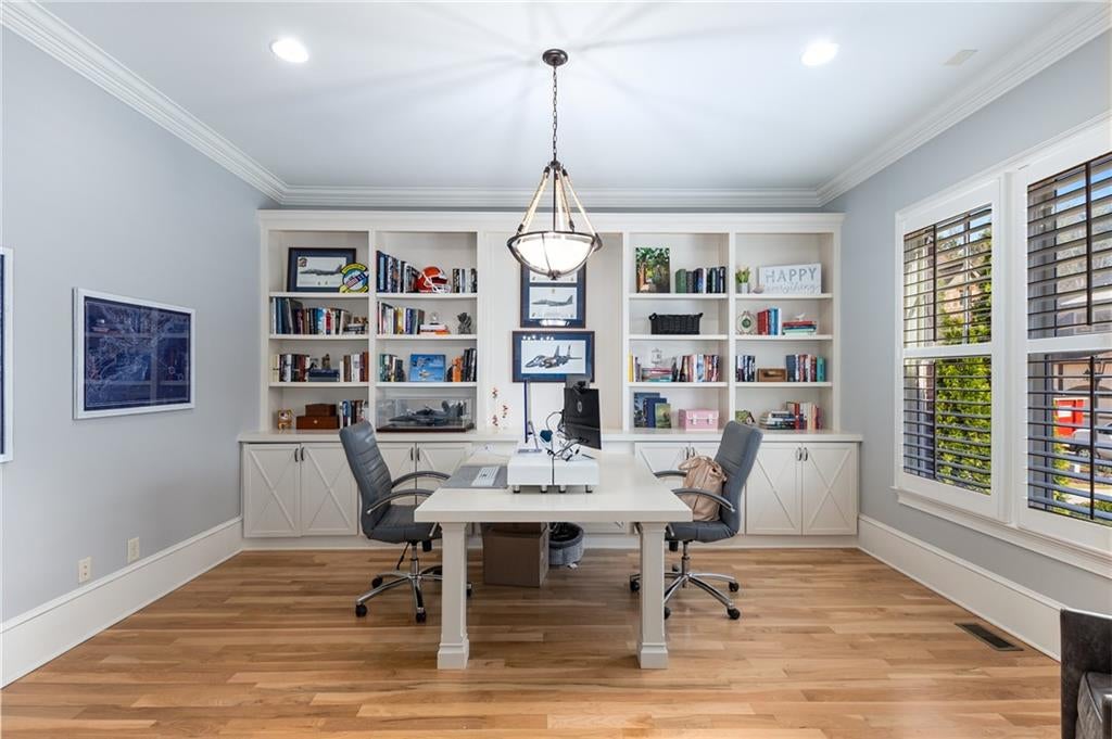 Peachtree Corners, Georgia, 30092, United States, 5 Bedrooms Bedrooms, ,4 BathroomsBathrooms,Residential,Active,1894514