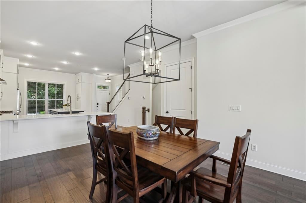 Alpharetta, Georgia, 30009, United States, 3 Bedrooms Bedrooms, ,4 BathroomsBathrooms,Residential,Active,1899879