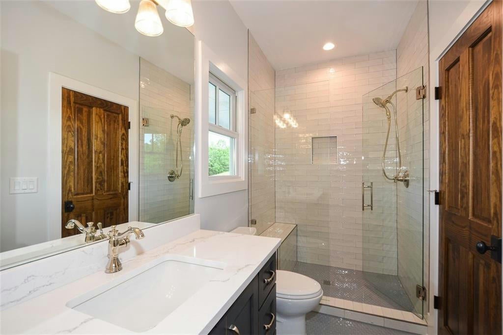 Waleska, Georgia, 30183, United States, ,5 BathroomsBathrooms,Residential,Active,1704235