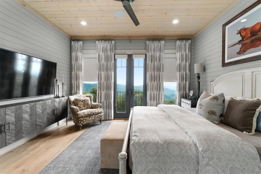 Ellijay, Georgia, 30540, United States, 5 Bedrooms Bedrooms, ,7 BathroomsBathrooms,Residential,Active,1954429