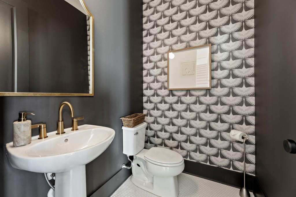 Cumming, Georgia, 30041, United States, 5 Bedrooms Bedrooms, ,5 BathroomsBathrooms,Residential,Active,1964465