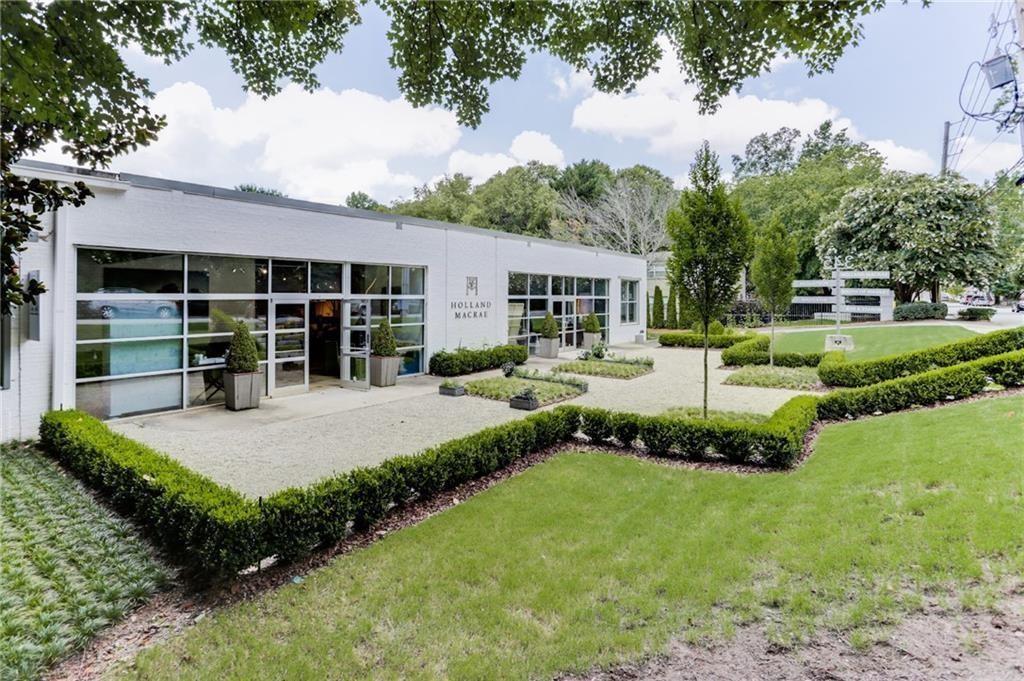 Atlanta, Georgia, 30305, United States, 6 Bedrooms Bedrooms, ,5 BathroomsBathrooms,Residential,Active,1997589