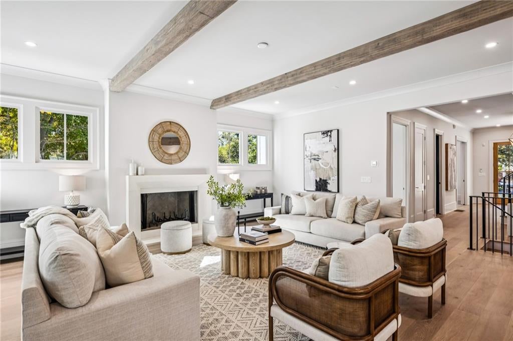 Atlanta, Georgia, 30306, United States, 6 Bedrooms Bedrooms, ,7 BathroomsBathrooms,Residential,Active,2007917