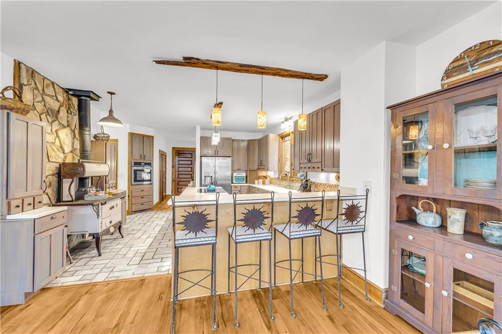Cherry Log, Georgia, 30522, United States, 4 Bedrooms Bedrooms, ,5 BathroomsBathrooms,Residential,Active,2044183