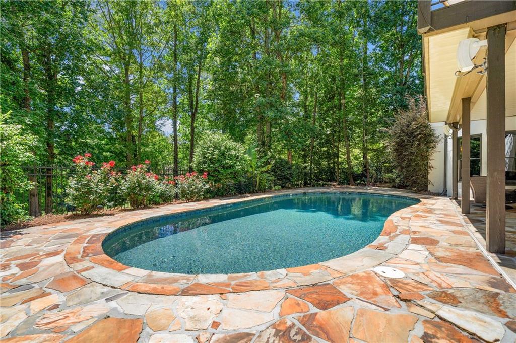 Canton, Georgia, 30114, United States, 5 Bedrooms Bedrooms, ,5 BathroomsBathrooms,Residential,Active,1823932