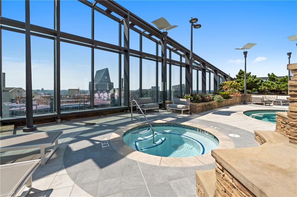 Atlanta, Georgia, 30326, United States, 2 Bedrooms Bedrooms, ,3 BathroomsBathrooms,Residential,Active,2014154