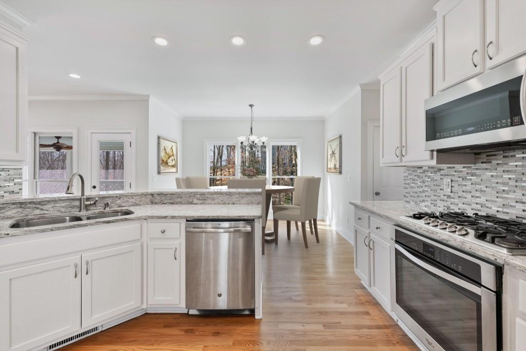 Flowery Branch, Georgia, 30542, United States, ,4 BathroomsBathrooms,Residential,Active,1773244