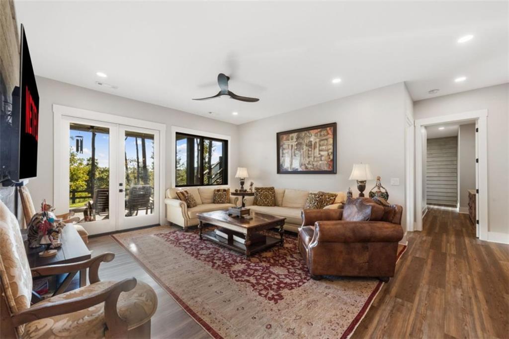 Ellijay, Georgia, 30536, United States, 3 Bedrooms Bedrooms, ,4 BathroomsBathrooms,Residential,Active,1968420