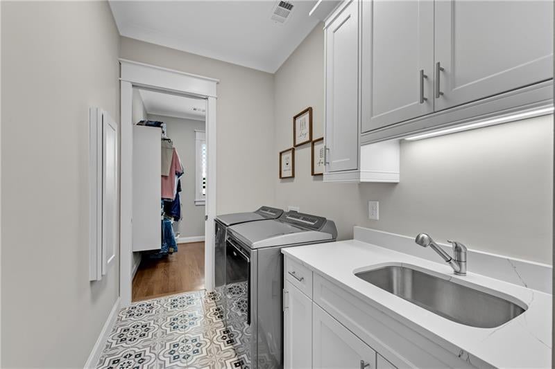 Braselton, Georgia, 30517, United States, 4 Bedrooms Bedrooms, ,5 BathroomsBathrooms,Residential,Active,1993613