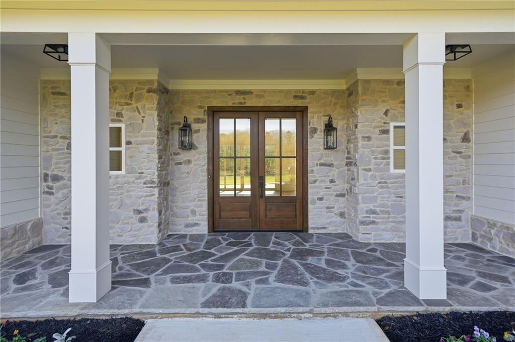 Canton, Georgia, 30115, United States, 5 Bedrooms Bedrooms, ,4 BathroomsBathrooms,Residential,Active,2001340