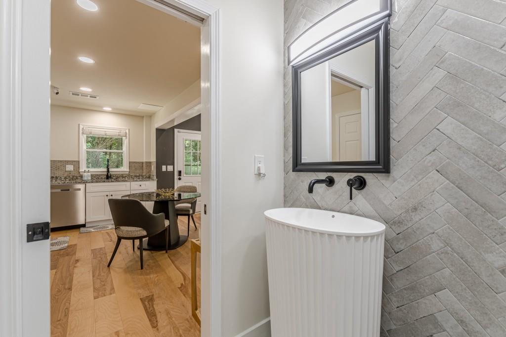 Douglasville, Georgia, 30134, United States, 3 Bedrooms Bedrooms, ,3 BathroomsBathrooms,Residential,Active,1997587