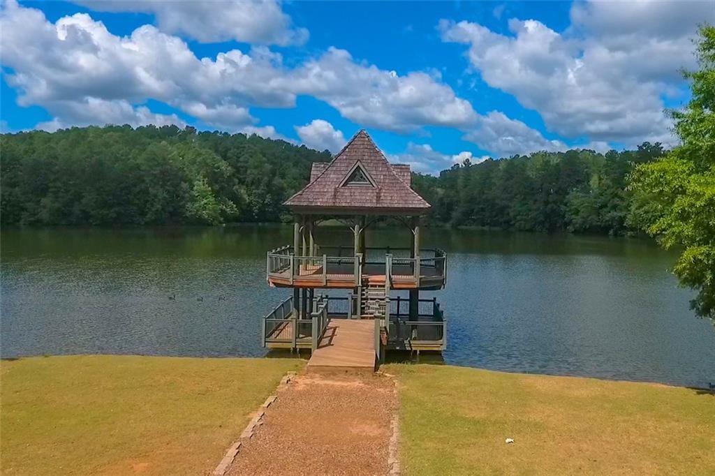 Canton, Georgia, 30115, United States, 7 Bedrooms Bedrooms, ,4 BathroomsBathrooms,Residential,Active,1936414