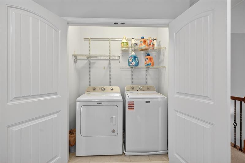 Flowery Branch, Georgia, 30542, United States, 6 Bedrooms Bedrooms, ,6 BathroomsBathrooms,Residential,Active,2007080