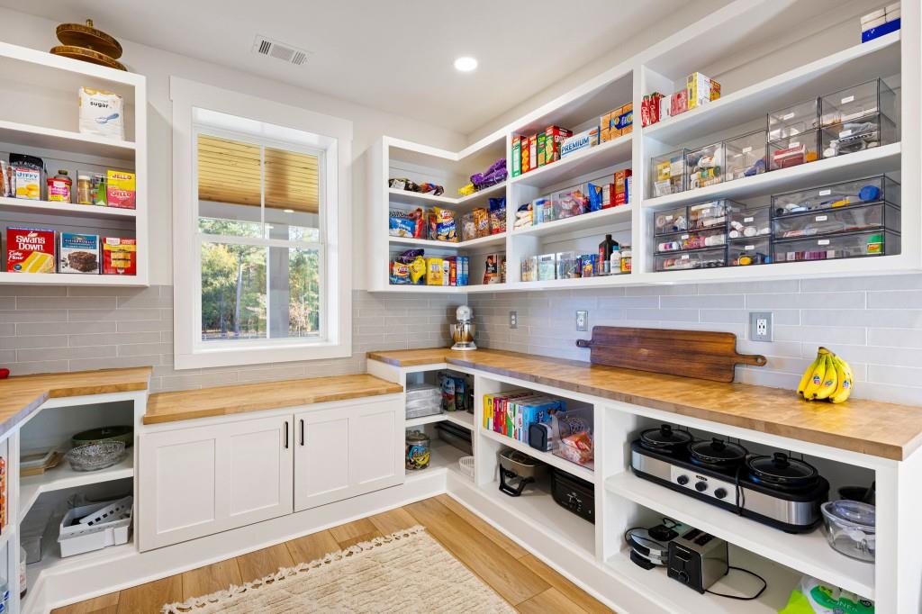 Rydal, Georgia, 30171, United States, 5 Bedrooms Bedrooms, ,5 BathroomsBathrooms,Residential,Active,1987269