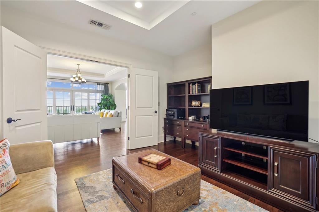 Atlanta, Georgia, 30339, United States, 2 Bedrooms Bedrooms, ,3 BathroomsBathrooms,Residential,Active,1919395