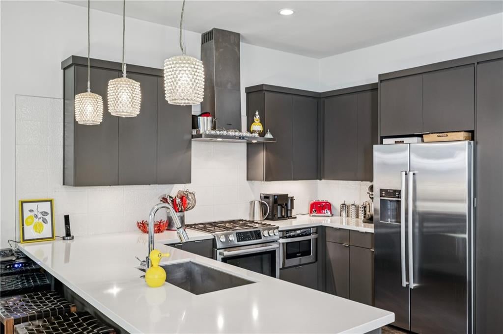 Atlanta, Georgia, 30309, United States, 3 Bedrooms Bedrooms, ,4 BathroomsBathrooms,Residential,Active,1997555