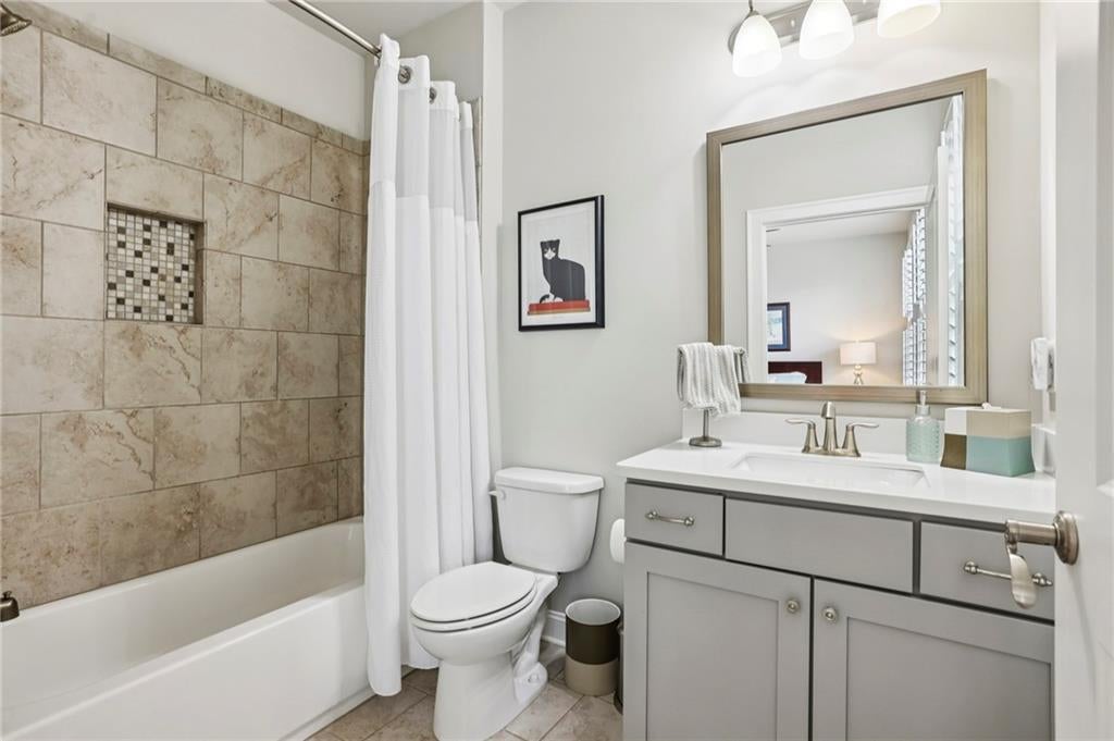 Alpharetta, Georgia, 30009, United States, 3 Bedrooms Bedrooms, ,4 BathroomsBathrooms,Residential,Active,1914799