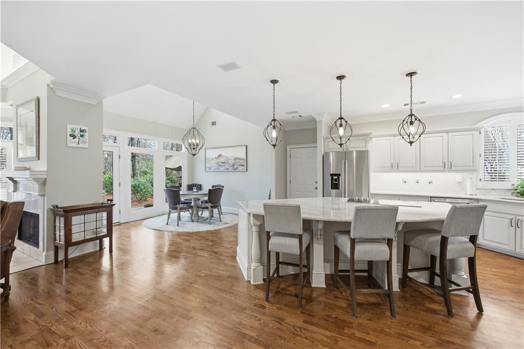 Johns Creek, Georgia, 30097, United States, 4 Bedrooms Bedrooms, ,5 BathroomsBathrooms,Residential,Active,2007308