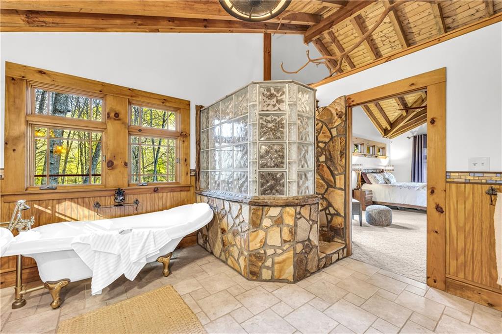 Cherry Log, Georgia, 30522, United States, 4 Bedrooms Bedrooms, ,5 BathroomsBathrooms,Residential,Active,2044183