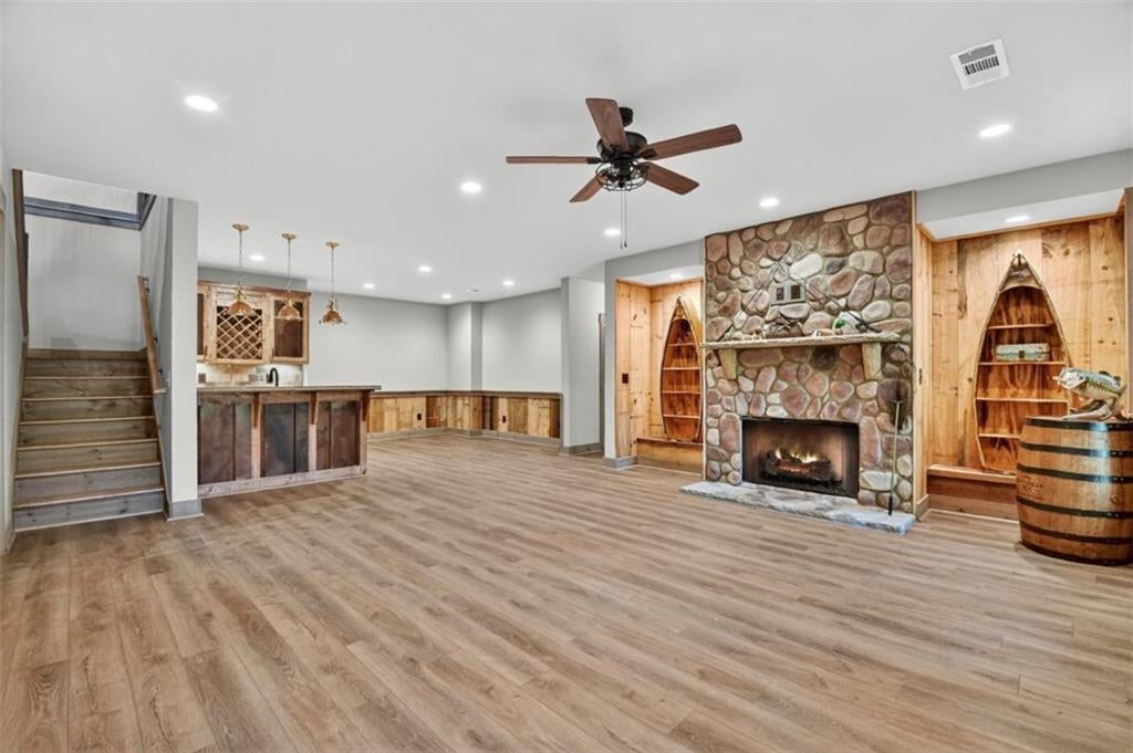 Ellijay, Georgia, 30540, United States, 4 Bedrooms Bedrooms, ,3 BathroomsBathrooms,Residential,Active,1972201