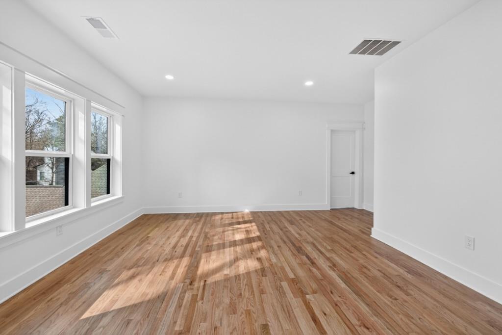 Norcross, Georgia, 30071, United States, 6 Bedrooms Bedrooms, ,5 BathroomsBathrooms,Residential,Active,2009827