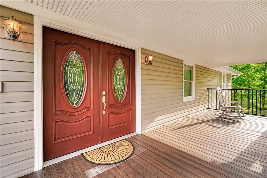 Dahlonega, Georgia, 30533, United States, 5 Bedrooms Bedrooms, ,4 BathroomsBathrooms,Residential,Active,2044539